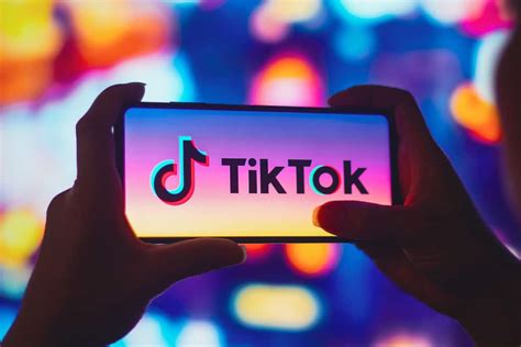 Who Owns TikTok? Understanding the Shareholders and Leaders of the Video Sharing App